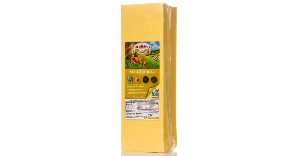 Rumiano Family Organic Cheddar Cheese, Mild, White, Organic, Random