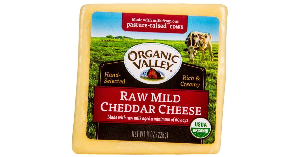 Organic Valley Cheddar Cheese, Raw, Mild, Organic - Azure Standard